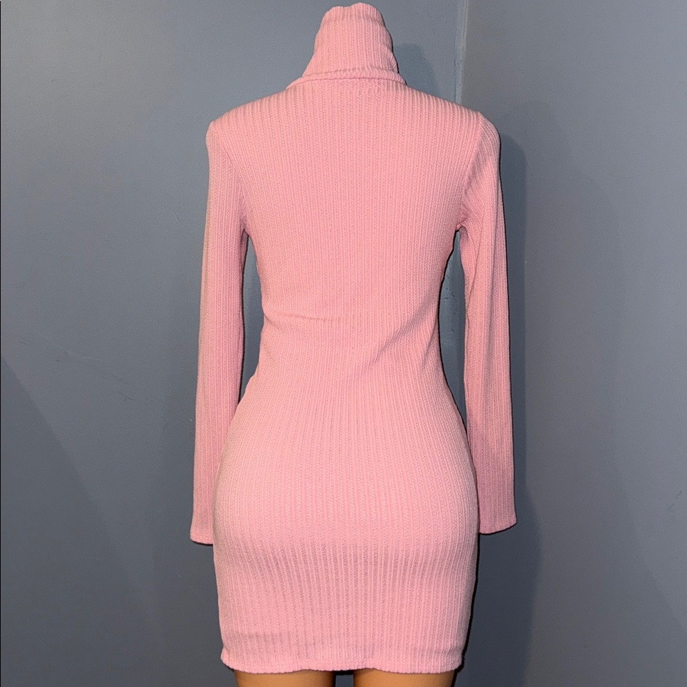 Stylish Fashion Nova Pink Turtleneck Mini Dress - Size Large - Picture 5 of 5